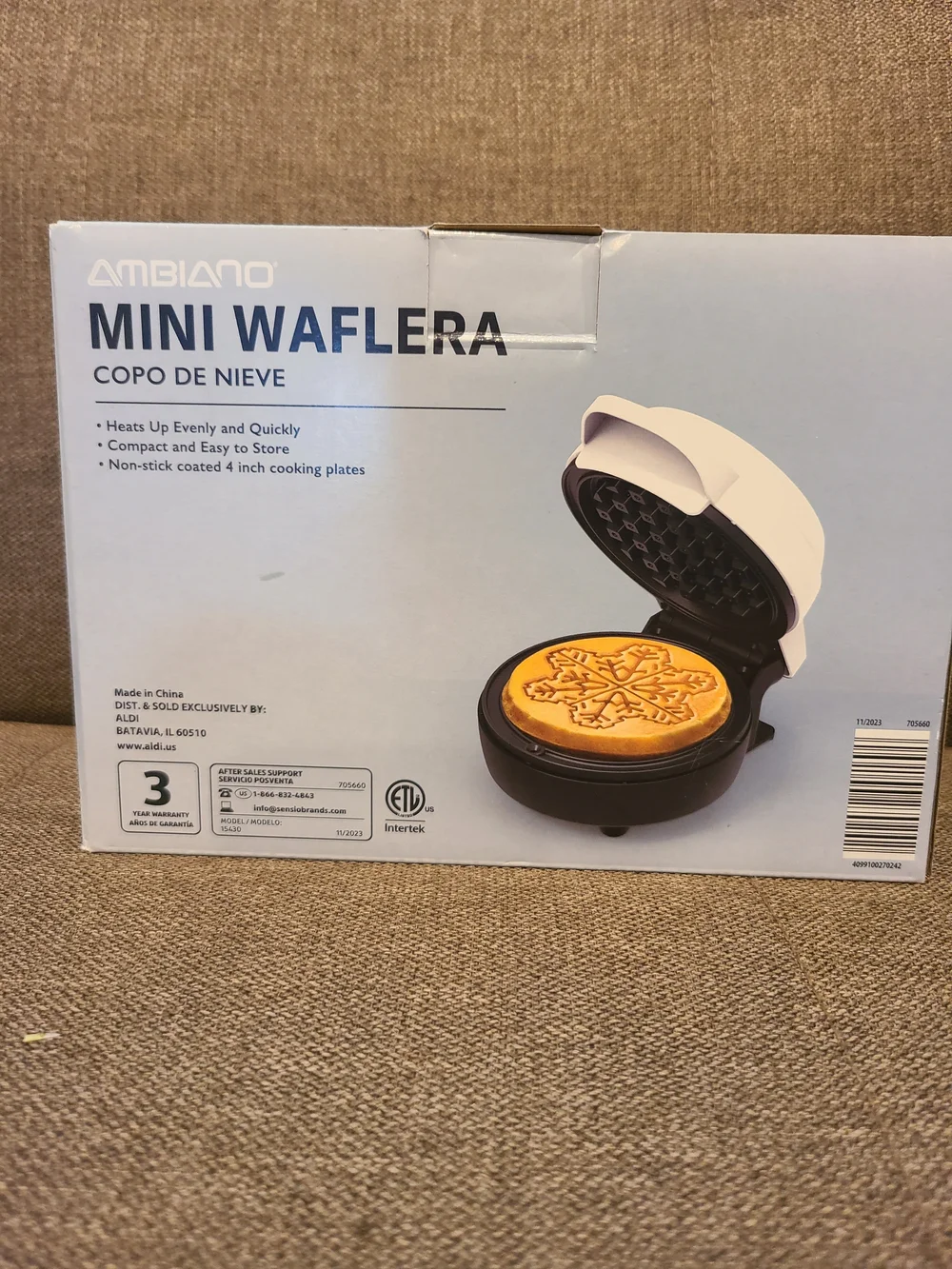 Ambiano Snowflake Mini Waffle Maker - New
